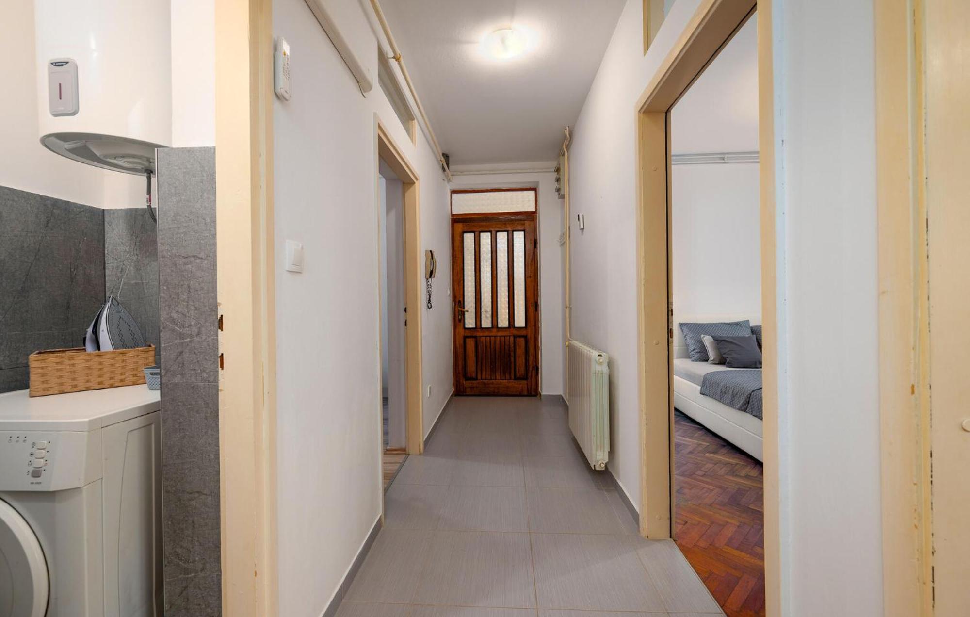 Awesome In With Wifi Apartmán